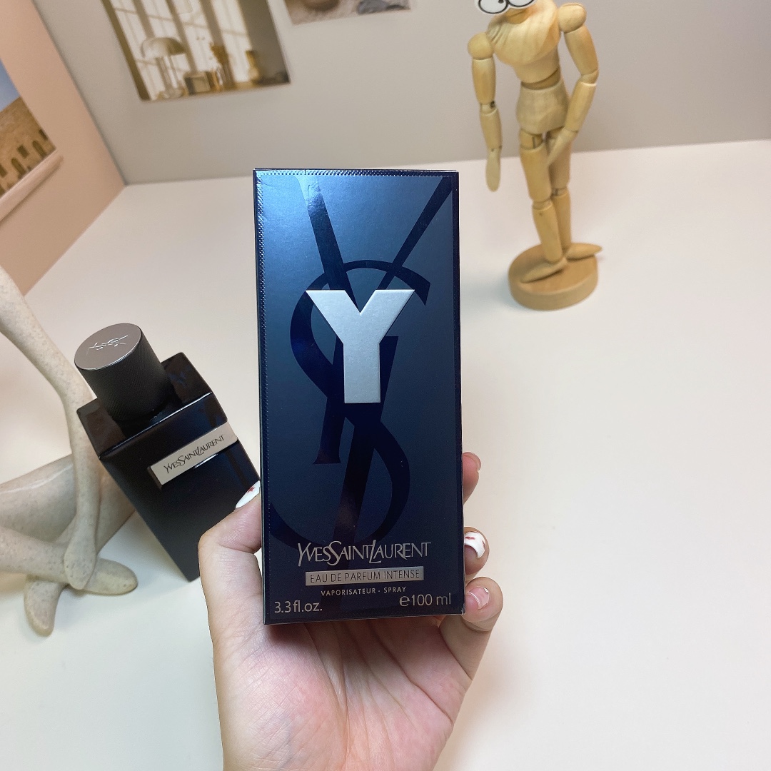 Saint Laurent perfume